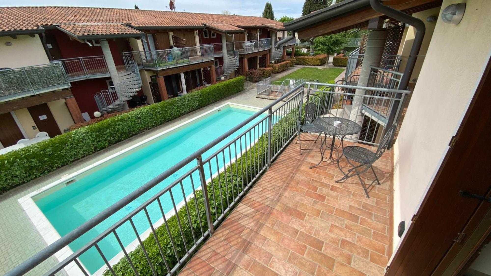 Enjoy House Apartment Ronchi  Luaran gambar