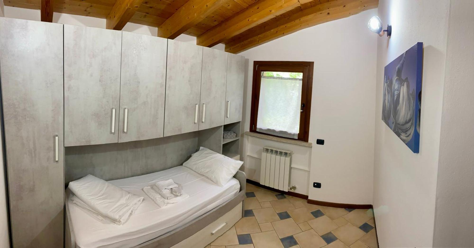 Enjoy House Apartment Ronchi  Luaran gambar