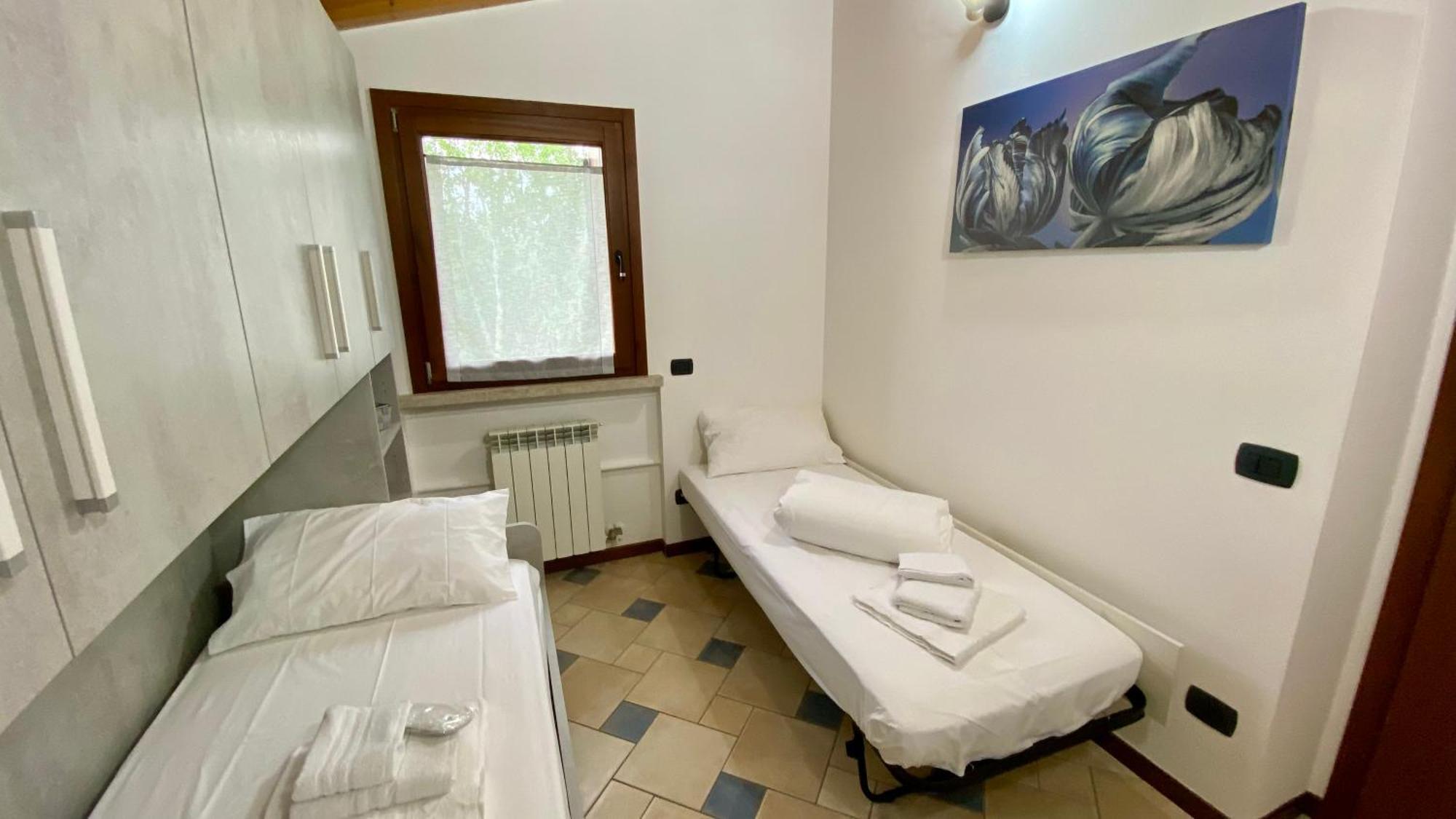 Enjoy House Apartment Ronchi  Luaran gambar
