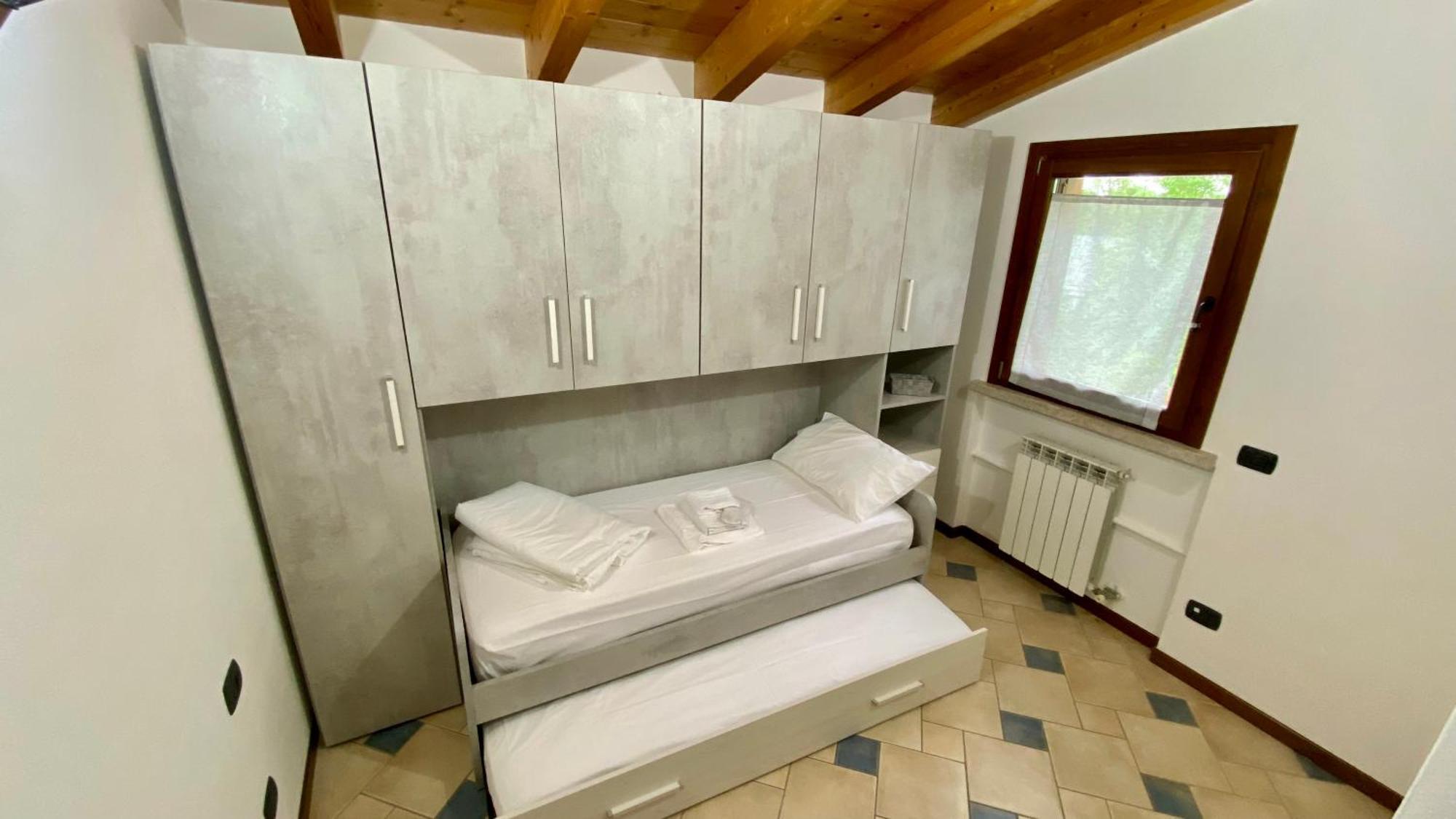 Enjoy House Apartment Ronchi  Luaran gambar